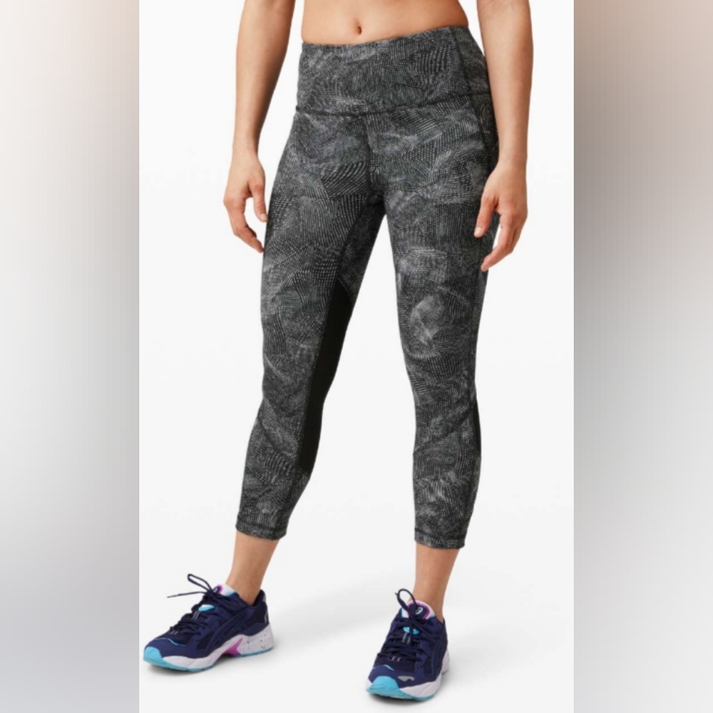 lululemon Pace Rival High Rise Cropped Leggings Size 4 Like New! - Picture 2 of 6